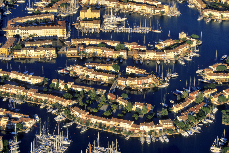 Quel est le prix d&rsquo;un emplacement dans les ports du Var ?